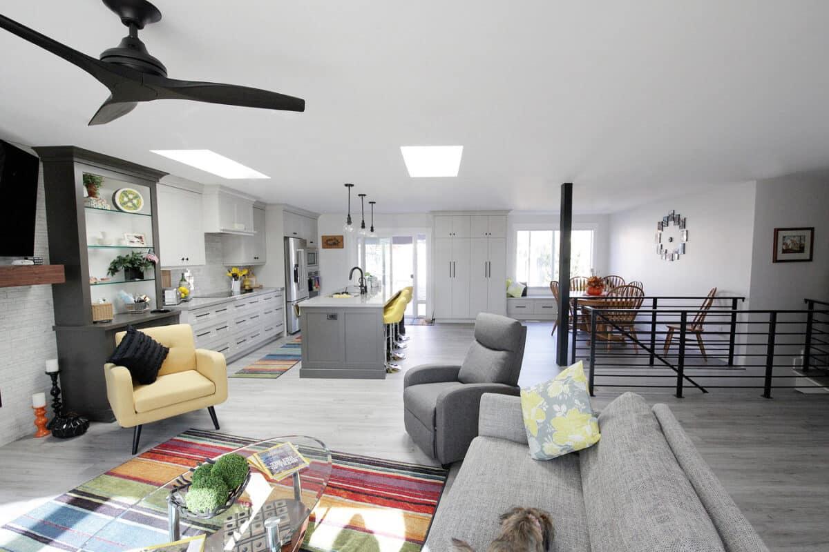 A living room filled with furniture and a flat screen tv